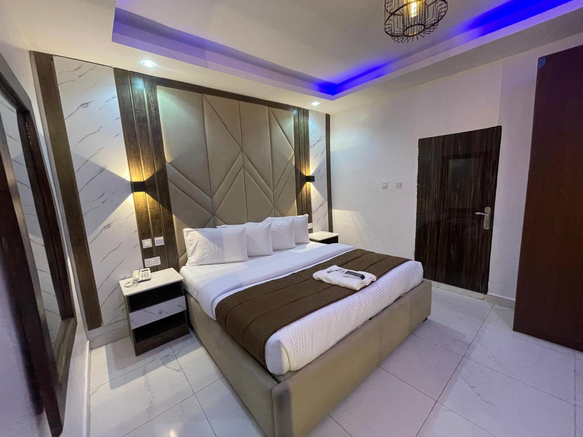 Presken Signature Ikeja Bagian luar foto